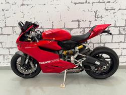 2015 Ducati 899 Panigale Panigale Red