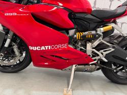 2015 Ducati 899 Panigale Panigale Red