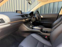 2016 Lexus CT 200h Luxury ZWA10R Titanium