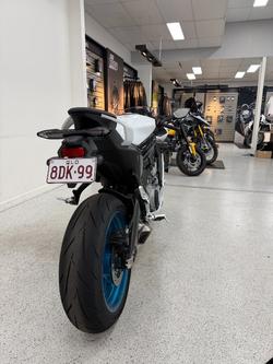 2025 CFMOTO 2025 CF Moto 675CC 675SR-R ABS Road NEBULA WHITE