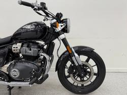 2025 Royal Enfield SUPER METEOR 650 Black