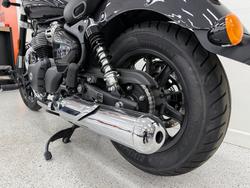 2025 Royal Enfield SUPER METEOR 650 Black