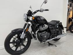 2025 Royal Enfield SUPER METEOR 650 Black