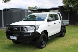 2022 Toyota Hilux SR