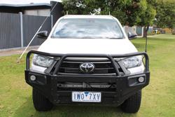 2022 Toyota Hilux SR