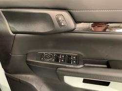 2025 Ford Ranger PHEV Stormtrak