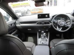 2025 Mazda CX-5 G25 Akera