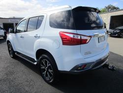 2020 Isuzu MU-X LS-T