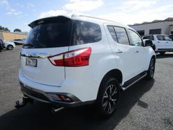 2020 Isuzu MU-X LS-T