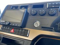 2025 Fuso Shogun FV84 530 White