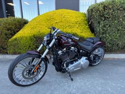 2018 HARLEY-DAVIDSON FXBR BREAKOUT Red