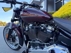 2018 HARLEY-DAVIDSON FXBR BREAKOUT Red