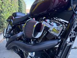 2018 HARLEY-DAVIDSON FXBR BREAKOUT Red