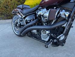 2018 HARLEY-DAVIDSON FXBR BREAKOUT Red