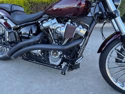 2018 HARLEY-DAVIDSON FXBR BREAKOUT Red