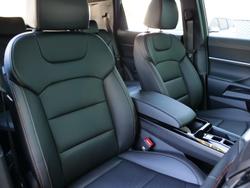 2025 KGM Torres Hybrid K40