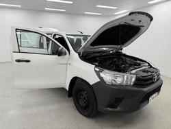 2018 Toyota Hilux Workmate TGN121R 4x2 Glacier White
