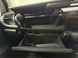 2018 Toyota Hilux Workmate TGN121R 4x2 Glacier White