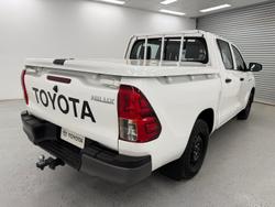 2018 Toyota Hilux Workmate TGN121R 4x2 Glacier White