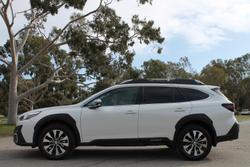 2024 Subaru Outback AWD Touring XT
