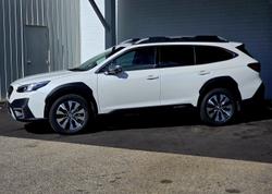 2025 Subaru Outback AWD Touring