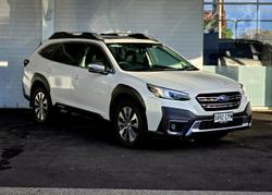 2025 Subaru Outback AWD Touring XT
