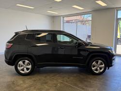 2018 Jeep Compass Longitude