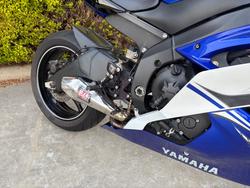 2011 Yamaha YZF-R6 Blue / White