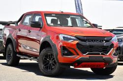 2025 Isuzu D-MAX BLADE