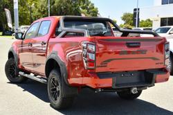 2025 Isuzu D-MAX BLADE