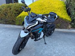 2025 CFMOTO 2025 CF Moto 650CC 675NK ABS Glacier White