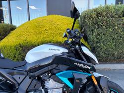 2025 CFMOTO 2025 CF Moto 650CC 675NK ABS Glacier White