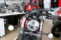 2022 Triumph Bonneville Bobber Bobber Red