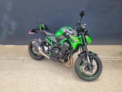 2021 Kawasaki Z900 (ZR900) GREEN