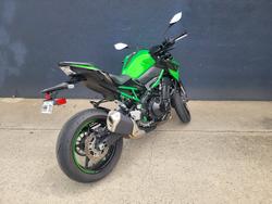 2021 Kawasaki Z900 (ZR900) GREEN
