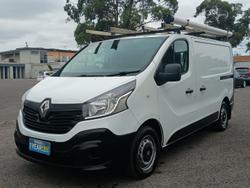 2015 Renault Trafic 66KW X82 Glacier White