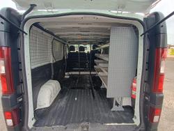 2015 Renault Trafic 66KW X82 Glacier White