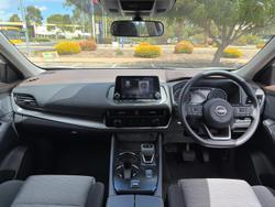 2025 Nissan X-TRAIL ST