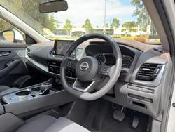 2025 Nissan X-TRAIL ST