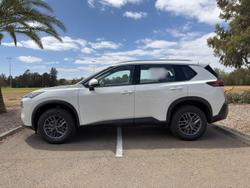 2025 Nissan X-TRAIL ST