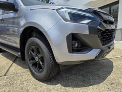 2025 Isuzu D-MAX X-RIDER