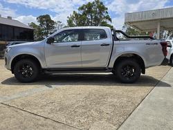 2025 Isuzu D-MAX X-RIDER