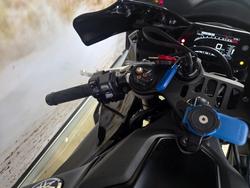 2025 Yamaha YZF-R1 BLACK