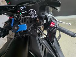 2025 Yamaha YZF-R1 BLACK