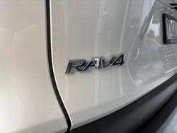 2022 Toyota RAV4 GXL