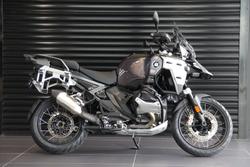 BMW R 1300 GS Adventure Triple Black