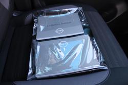 2022 Nissan Navara ST