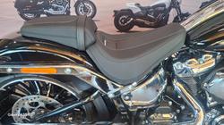 2025 Harley-davidson FXBR BREAKOUT (117) Vivid Black