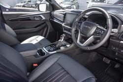 2025 Isuzu MU-X X-TERRAIN