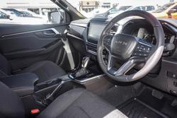 2025 Isuzu D-MAX LS-U